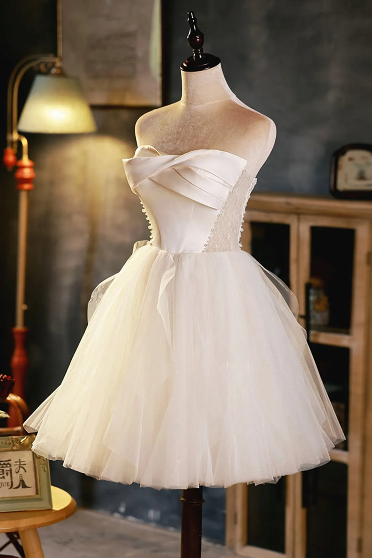 Champagne A-line Strapless Party Dress Short Homecoming Dress