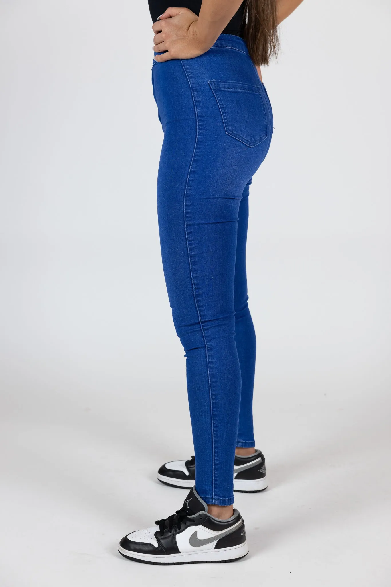 One Button Slim Jeans