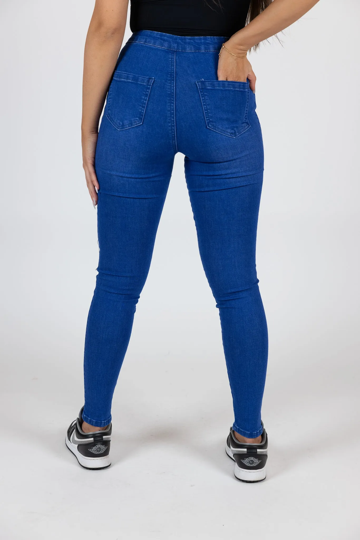 One Button Slim Jeans