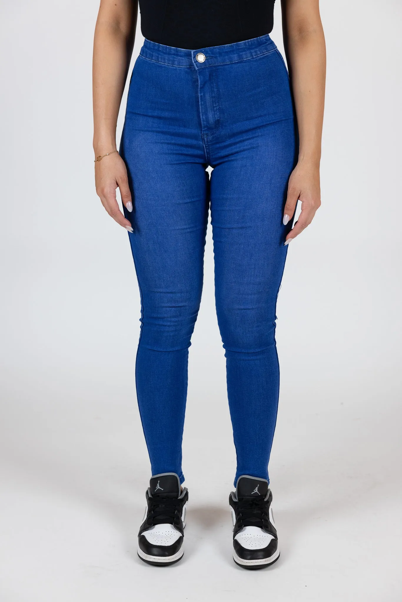One Button Slim Jeans