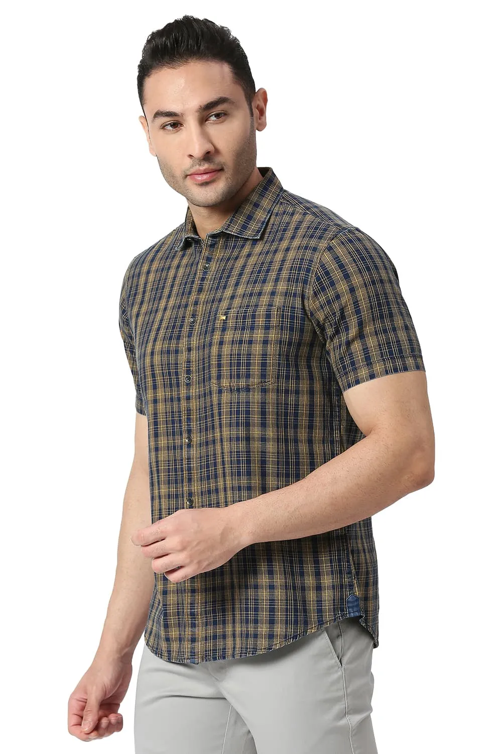 Slim Fit Cotton Indigo Checks Halfsleeves Shirt