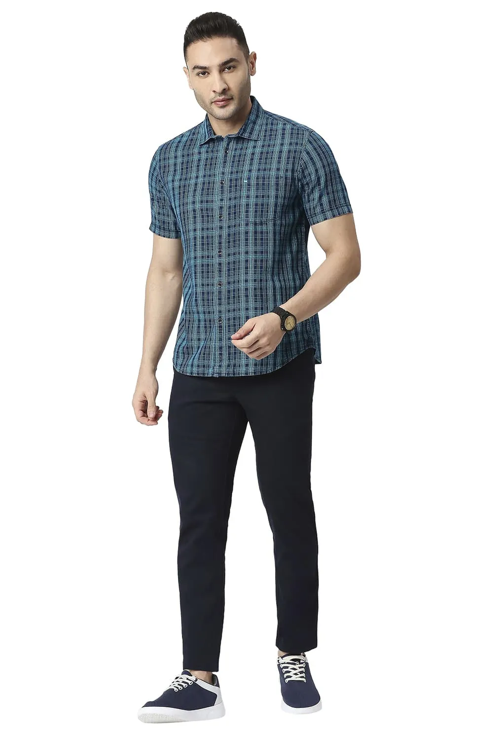 Slim Fit Cotton Indigo Checks Halfsleeves Shirt