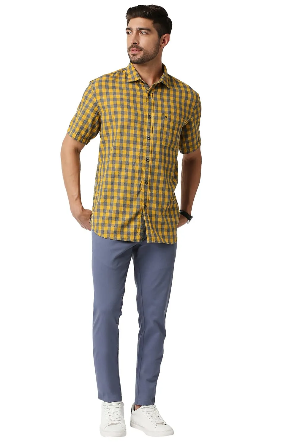 Slim Fit Melange Checks Halfsleeves Shirt